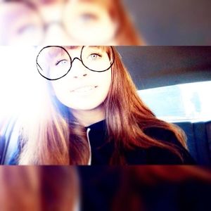 Meet your Posher, Tiffani